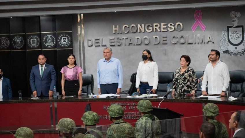 De gira por Colima, Adán Augusto cabildea con manifestantes en diversos temas locales