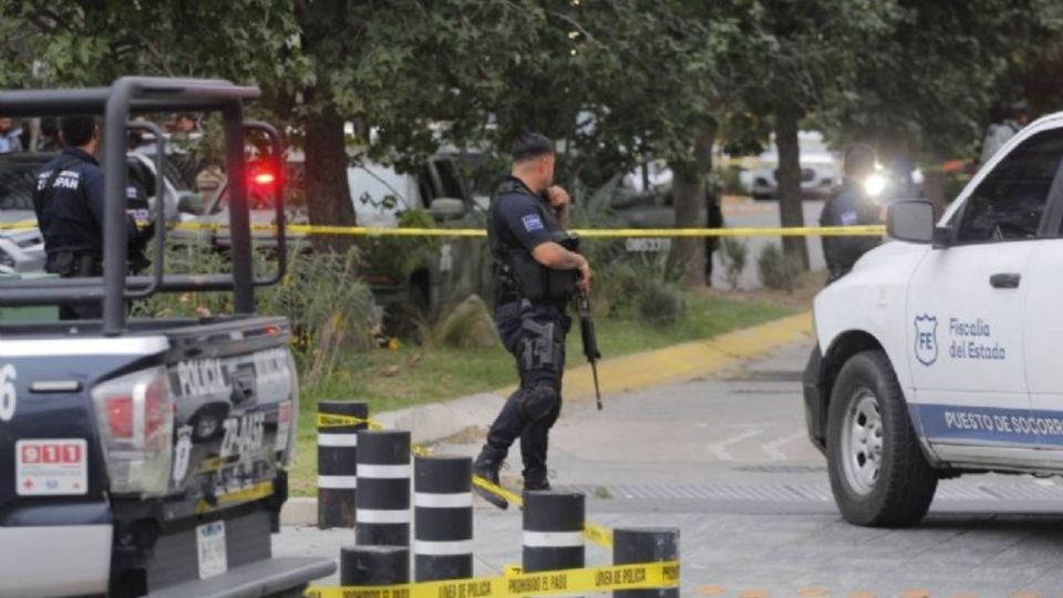 Ataque armado afuera de una plaza comercial en Zapopan