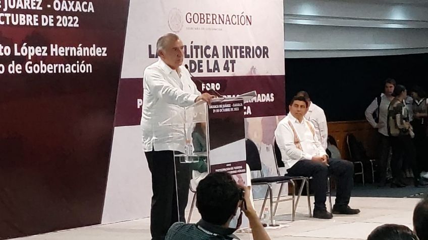 Adán Augusto López niega militarización del país y arremete nuevamente contra Felipe Calderón 