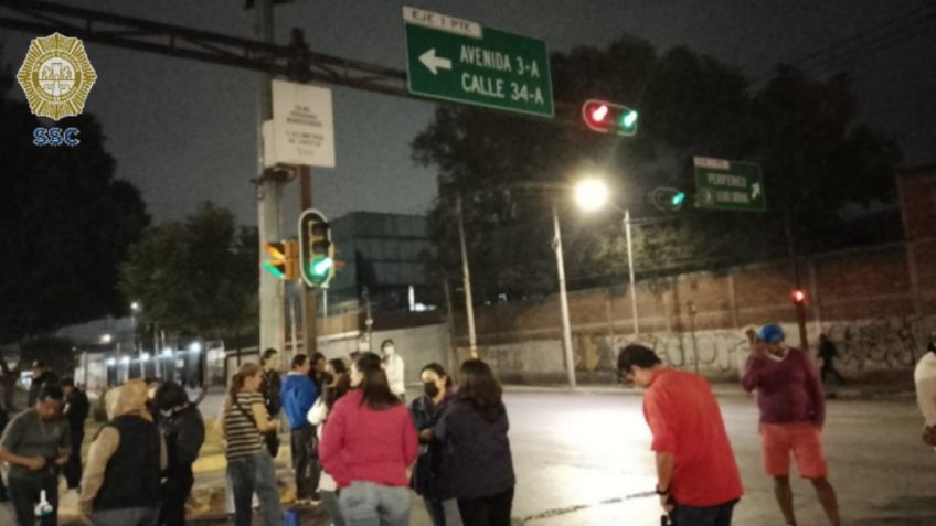 Bloqueo en CDMX: manifestantes cierran el paso de Calzada Vallejo en ambos sentidos