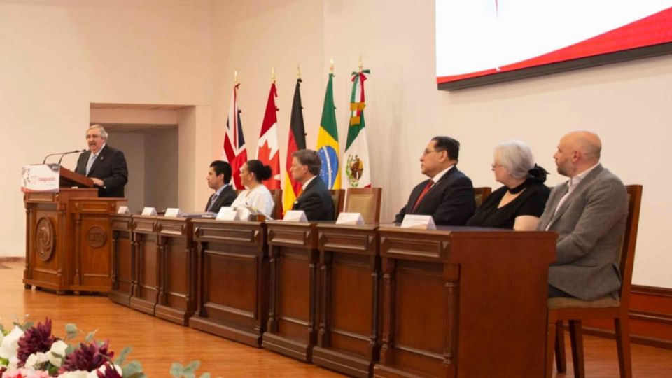 Participan conferencistas de nueve países y 802 registros presenciales y en línea