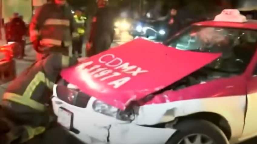 Un fuerte choque en Insurgentes y Sullivan deja tres personas heridas