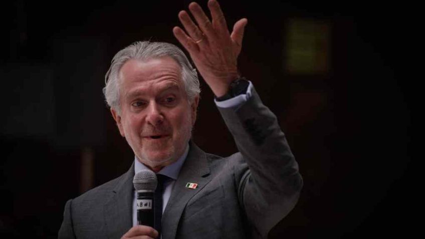 Santiago Creel responde al desdén de AMLO: "El presidente está en modo campaña"