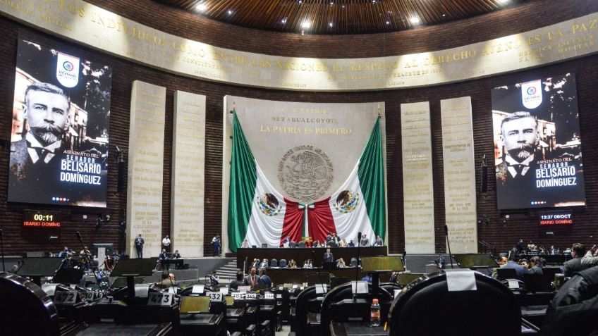 Masacre en San Miguel Totolapan: diputados guardan un minuto de silencio