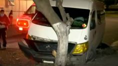 Una combi a máxima velocidad choca contra un árbol en Iztacalco: al menos 7 pasajeros resultaron heridos