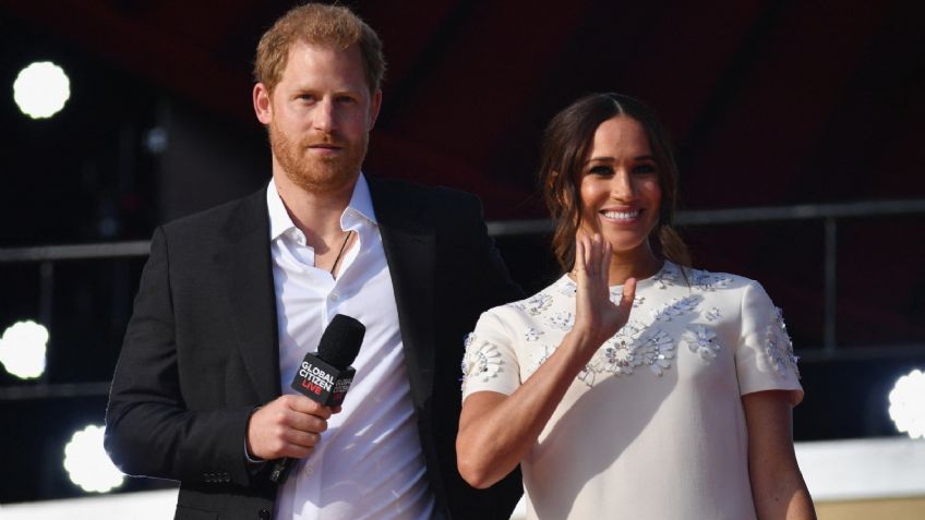 El rey Carlos III le hace el feo a Harry y Meghan, no los invita a la primera fiesta de Navidad sin Isabel II