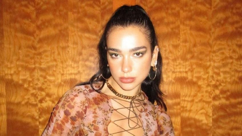 Dua Lipa conquista Instagram con el escote más arriesgado y leggings estampados