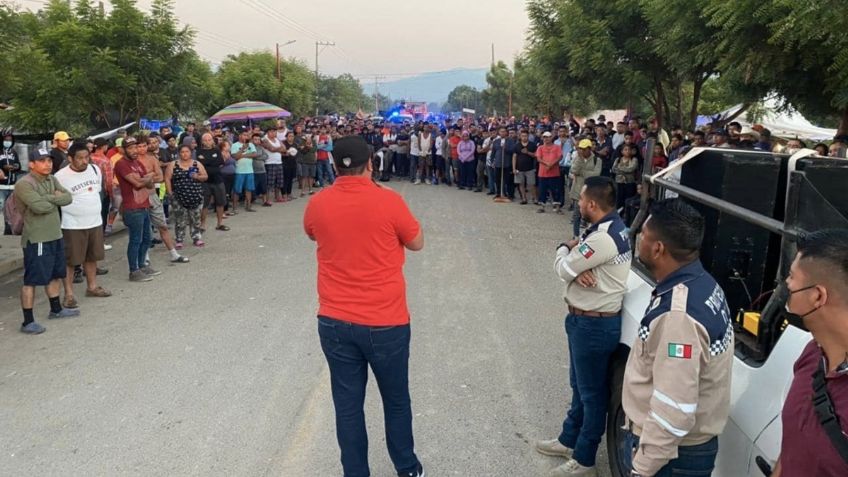 Oaxaca: alrededor de 500 migrantes varados conforman caravana hacia la frontera