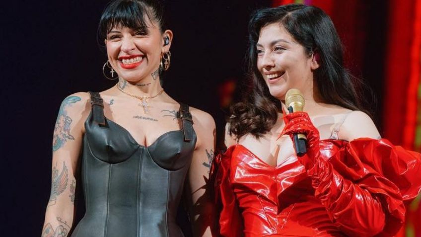 Mon Laferte y Cazzu se lucen sobre el escenario con vestido de cuero y lencería