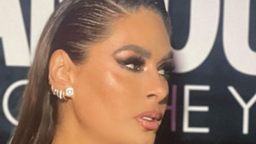 A la orilla del mar, Galilea Montijo paraliza la red en ajustado traje de baño