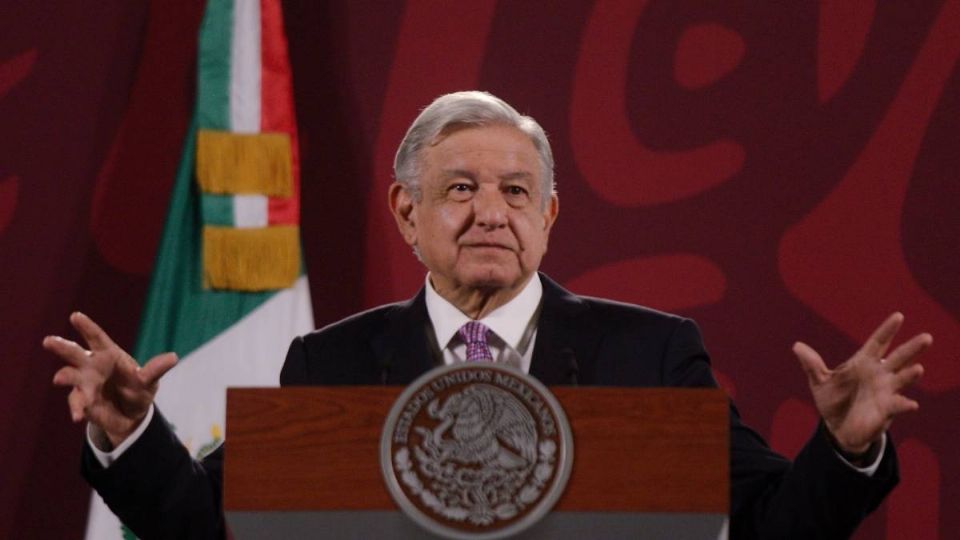 AMLO daría a conocer ell plan B en su Cuarto Informe.