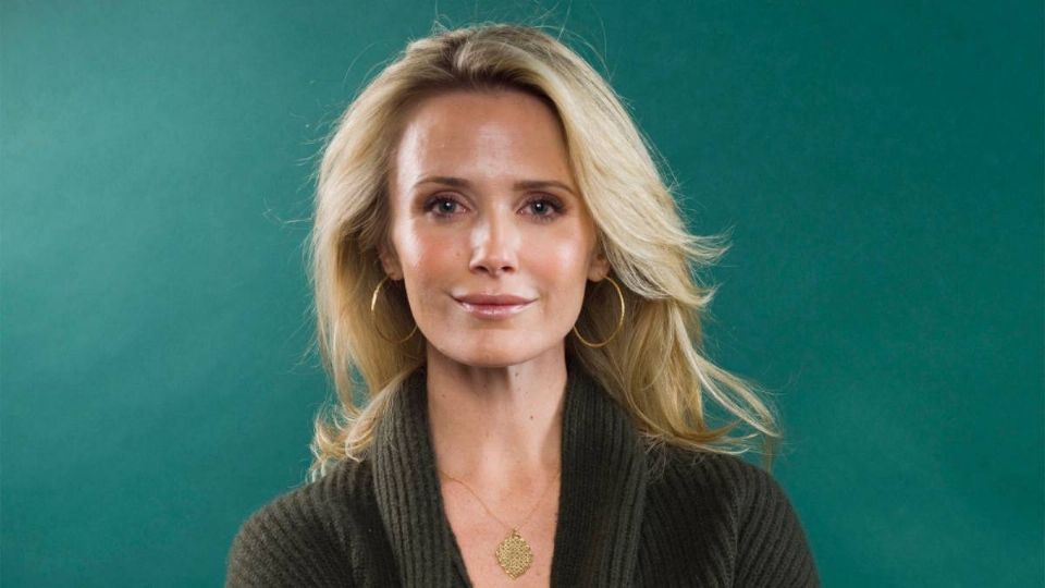 Jennifer Siebel Newsom sigue con su declaración este martes.