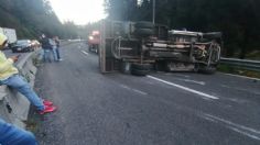 VIDEO | Un tráiler se queda sin frenos e impacta varios vehículos en la autopista México-Toluca