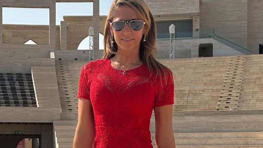 FOTO | Inés Sainz enamora Qatar con vestido de encaje rojo que resalta su figura