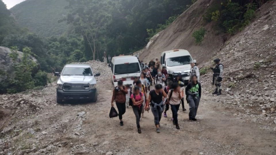 El Instituto Nacional de Migración brindó asistencia y trasladó a los migrantes