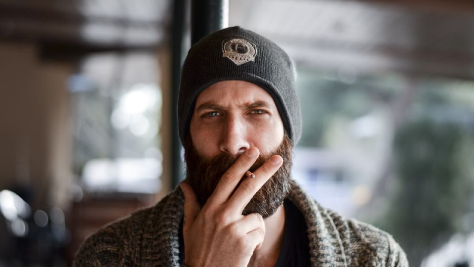 No olvides lavarte las manos antes y después de agarrar tu barba.