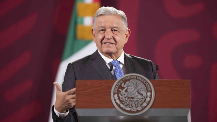 AMLO despide a Pelé: "gran futbolista y humilde maestro”