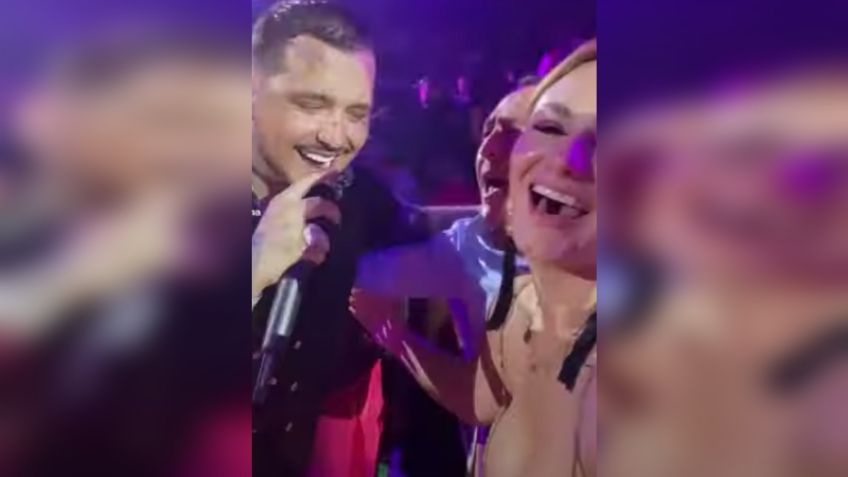 VIDEO | Captan el momento en que Christian Nodal se distrae con el escote de una fan en pleno concierto