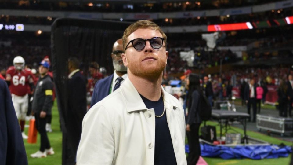 Saúl 'Canelo' Álvarez entre los invitados al juego de la NFL en el Estadio Azteca