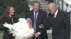 VIDEO: la insólita entrevista de Joe Biden a un pavo indultado por Acción de Gracias