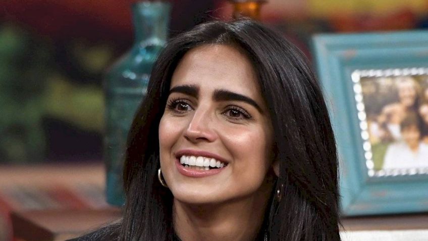 Frente al espejo, Bárbara de Regil paraliza  la red con un revelador traje de baño