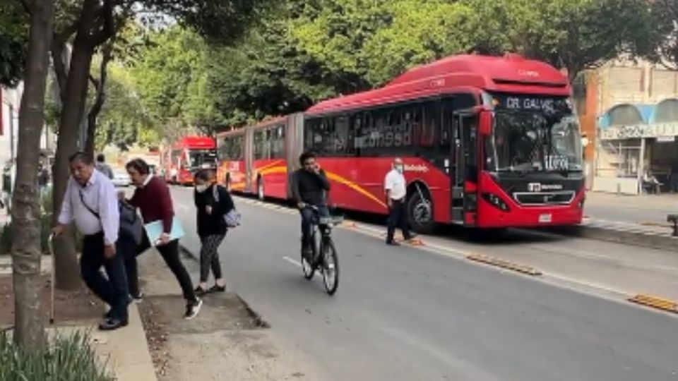 Insurgentes fue cerrado en ambas direcciones