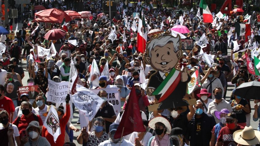 Exconsejero del IFE: la marcha de AMLO fue financiada de manera ilegal