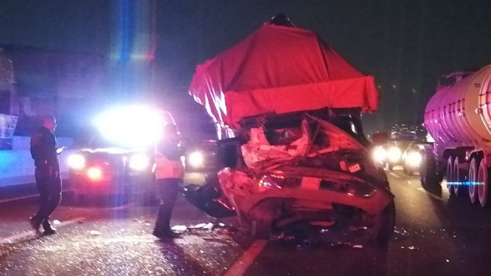 Un tráiler se dio a la fuga tras el choque