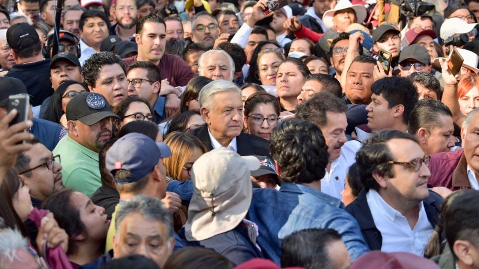 Libro de AMLO es el más vendido en Amazon