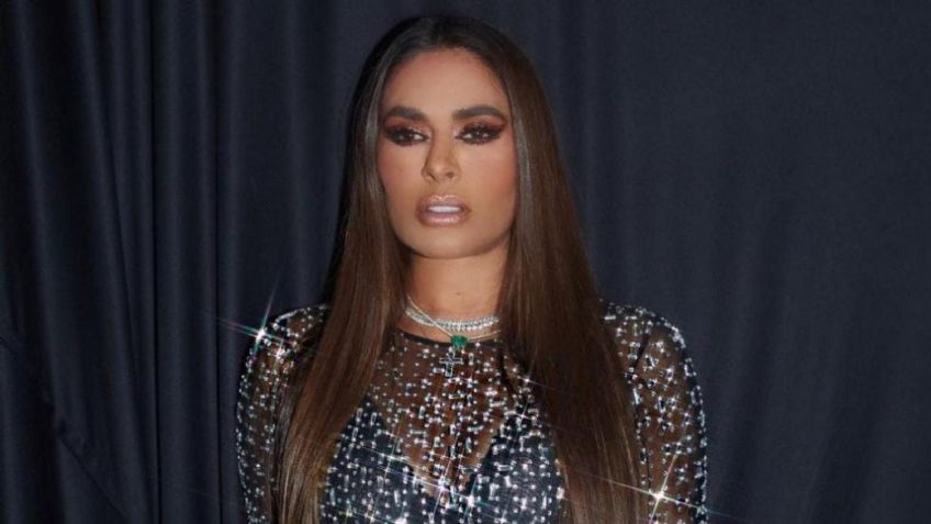 Galilea Montijo conquista Instagram con el vestido de transparencias ideal para las fiestas navideñas