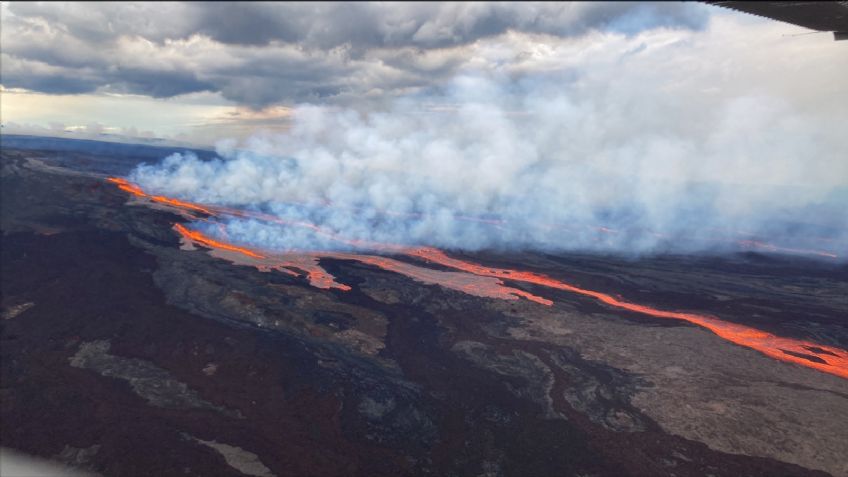 Últimas noticias | Mauna Loa, el volcán más grande del mundo, entra en erupción en Hawái