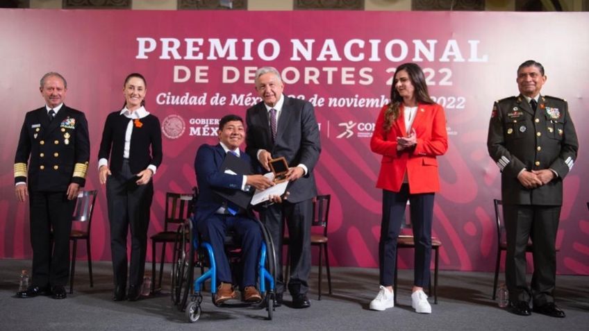 AMLO entrega Premio Nacional de Deportes 2022