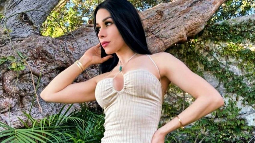 Desde la playa, Yuliett Torres sube la temperatura en extravagante traje de baño abierto