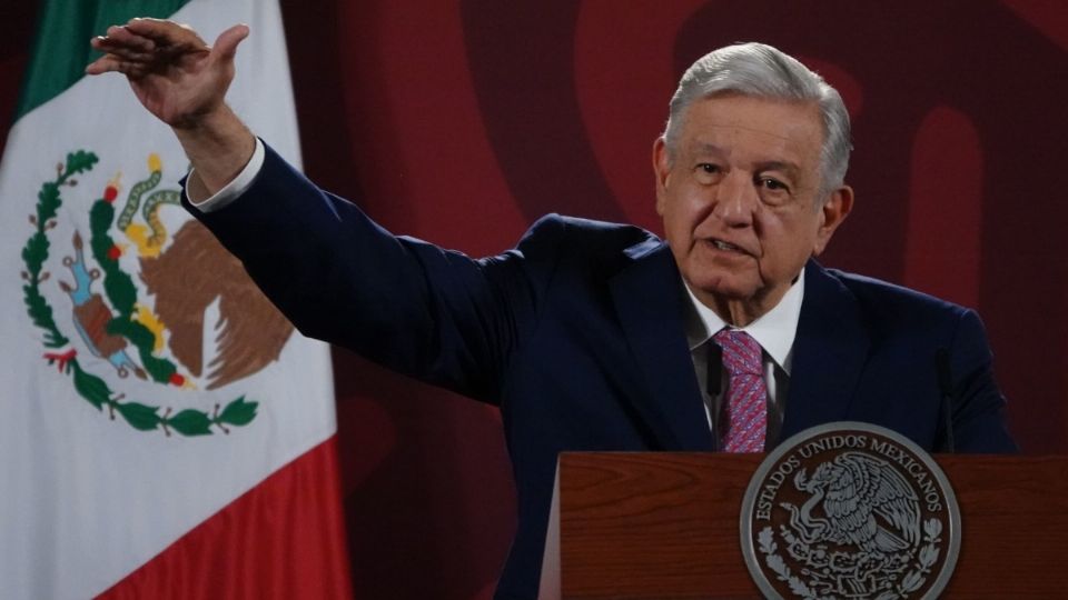 Incremento de 20% será aplicado a partir del 1 de enero, dice AMLO; descarta efecto inflacionario
