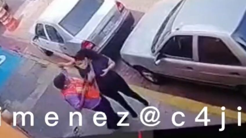 Edomex: una mujer se resistió a un asalto saliendo del banco y logró evadir a dos criminales