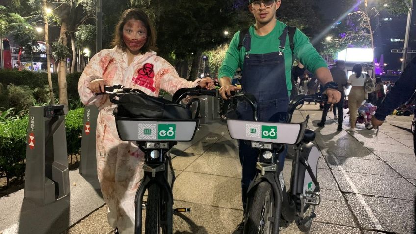 Asisten más de 103 mil personas a Paseo Nocturno en Bici por Día de Muertos