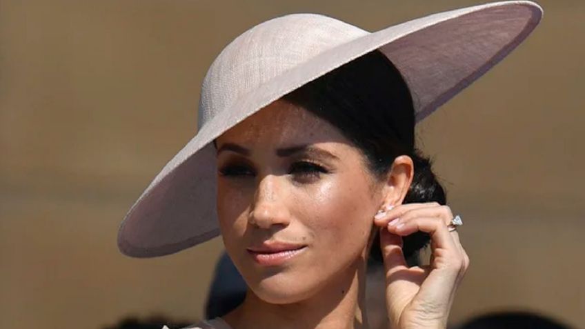 Acusan a Meghan Markle de “tóxica”; así quitó a una mujer que se paró junto al príncipe Harry | VIDEO