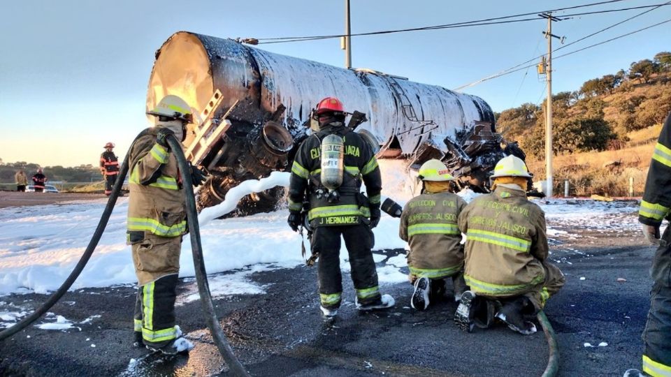 Autoridades se trasladaron para extinguir el fuego en la zona