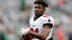 La exestrella de la NFL Antonio Brown se atrincheró en su mansión de Tampa para evitar ser detenido