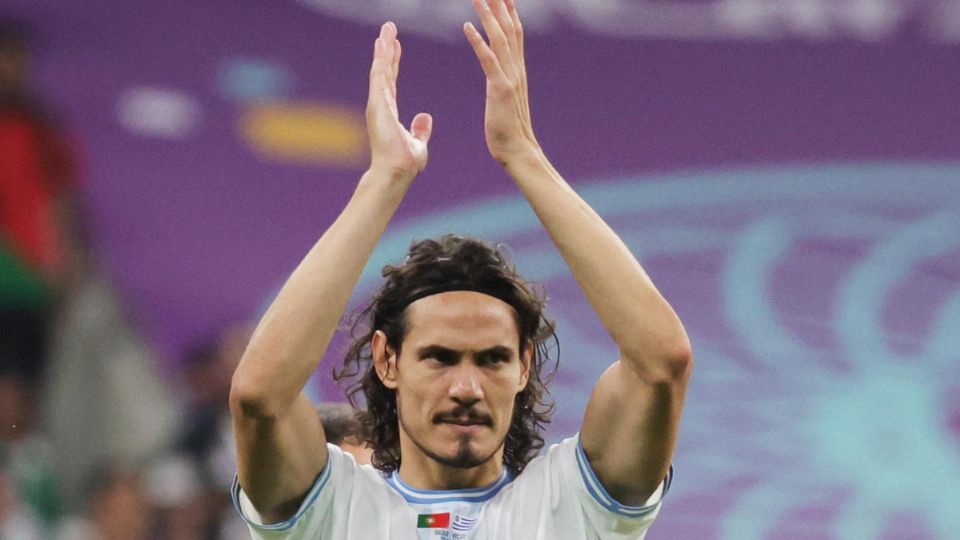 Edinson Cavani de Uruguay reacciona después del partido de futbol del grupo H.