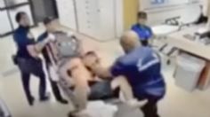 VIDEO | Un bombero golpeó a un paciente que le escupió en la cara