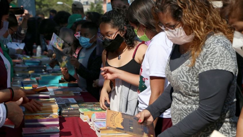 Gobierno de la CDMX regalará más de 200 mil libros