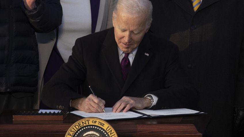 Las parejas homosexuales ya pueden casarse, Joe Biden firma una ley que garantiza el matrimonio igualitario