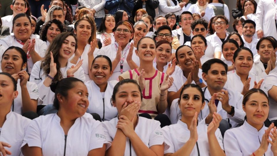 Claudia Sheinbaum celebró que la matrícula de la Unisa haya crecido en dos años