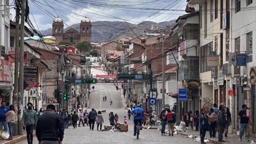 Hidrocálidos varados en Perú viven una pesadilla