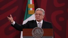 El "Plan B" de AMLO: radiografía de una reforma electoral que asecha al INE