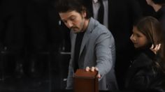 Diego Luna despide a su papá con la voz entrecortada y muy afectado