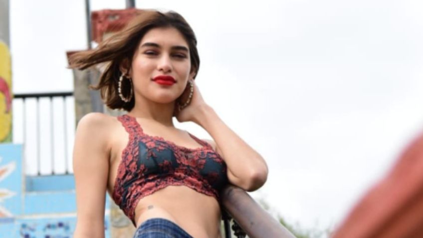 FOTOS la cajera del Oxxo: 3 bikinis encantadores en colores navideños