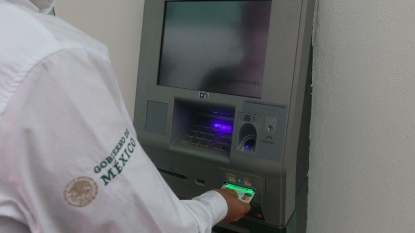 A falta de cajeros automáticos en Acapulco, arranca el "Plan Billetes" para que la gente pueda accesar a su dinero