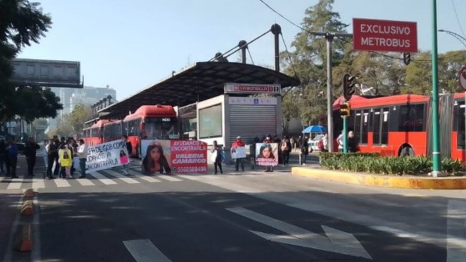 La vialidad se vio afectada la mañana de este viernes.